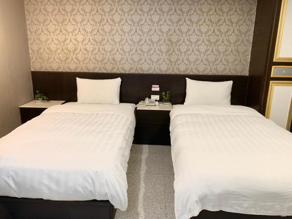 Jing Dian Business Hotel Таоюань Екстер'єр фото