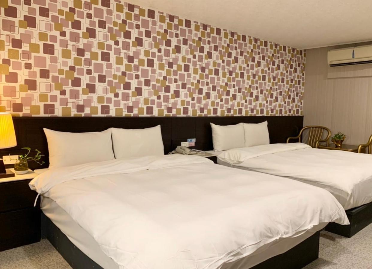 Jing Dian Business Hotel Таоюань Екстер'єр фото
